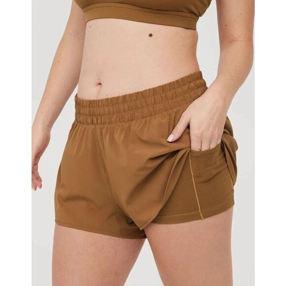 OFFLINE By Aerie 2” Hot Stuff Short In Tan/Brown Size XS - Picture 3 of 8